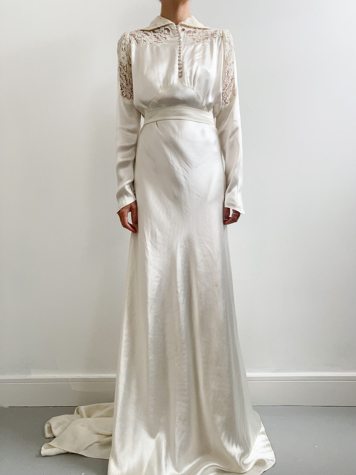 1930s Champagne Silk Satin & Lace Collared Wedding Dress with Train