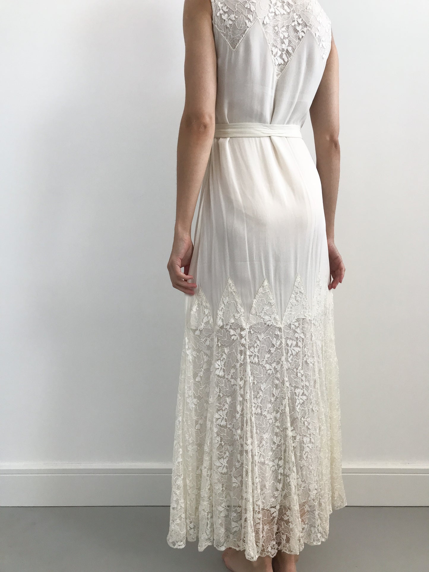 1930s Chiffon & Floral Lace Wedding Gown