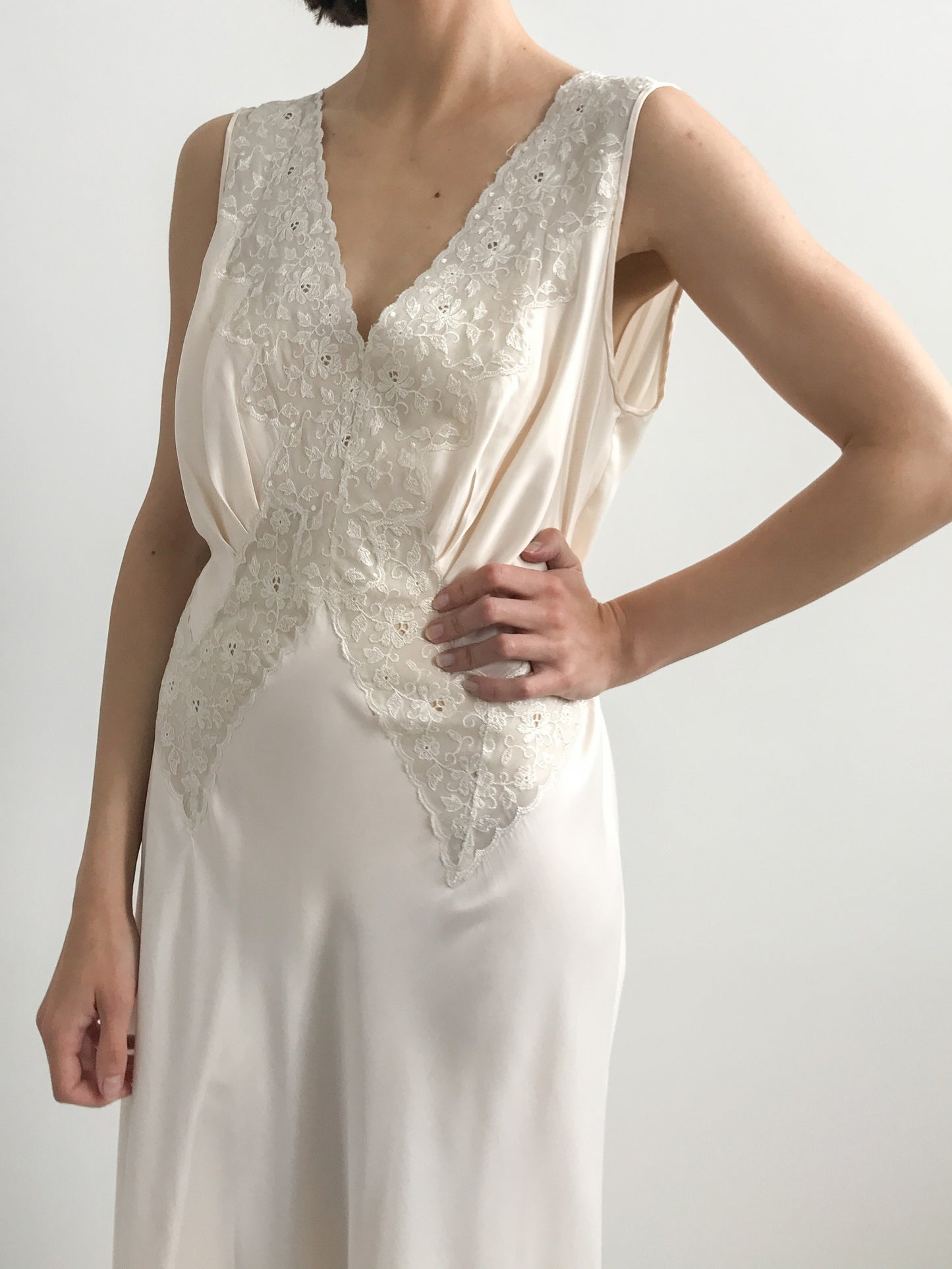 1930s Ivory Satin and Lace Slip Gown